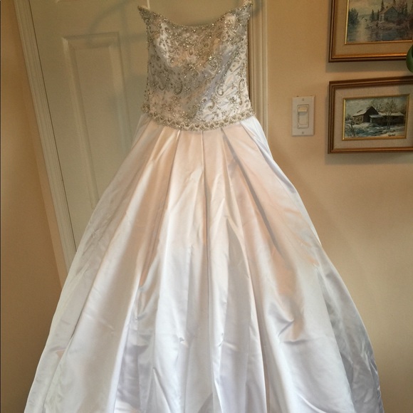 Pnina Tornai ball gown. - Picture 2 of 6